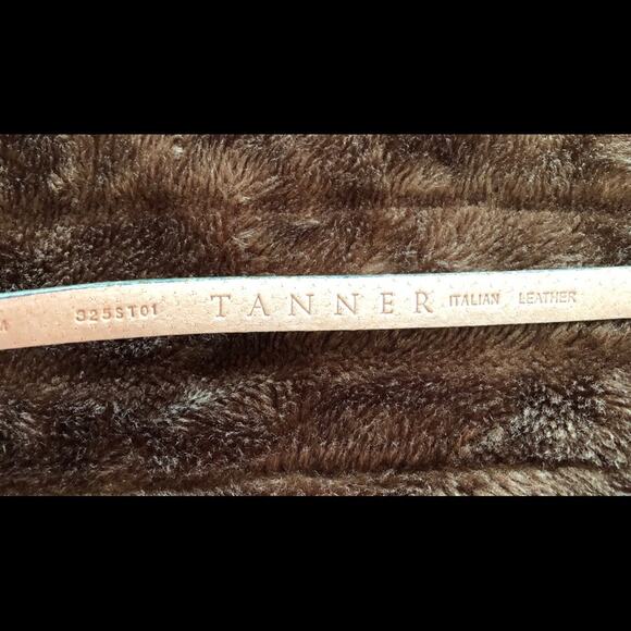 Tanner Gold Italian Leather Hook & Loop Belt - Picture 4 of 4